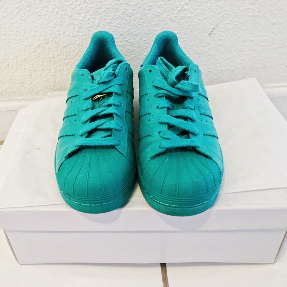 Adidas STAR sneakers